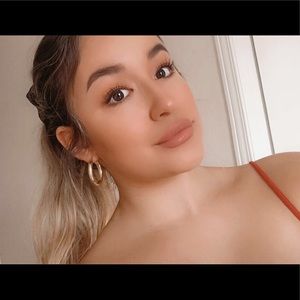 Meet your Posher, Alexa